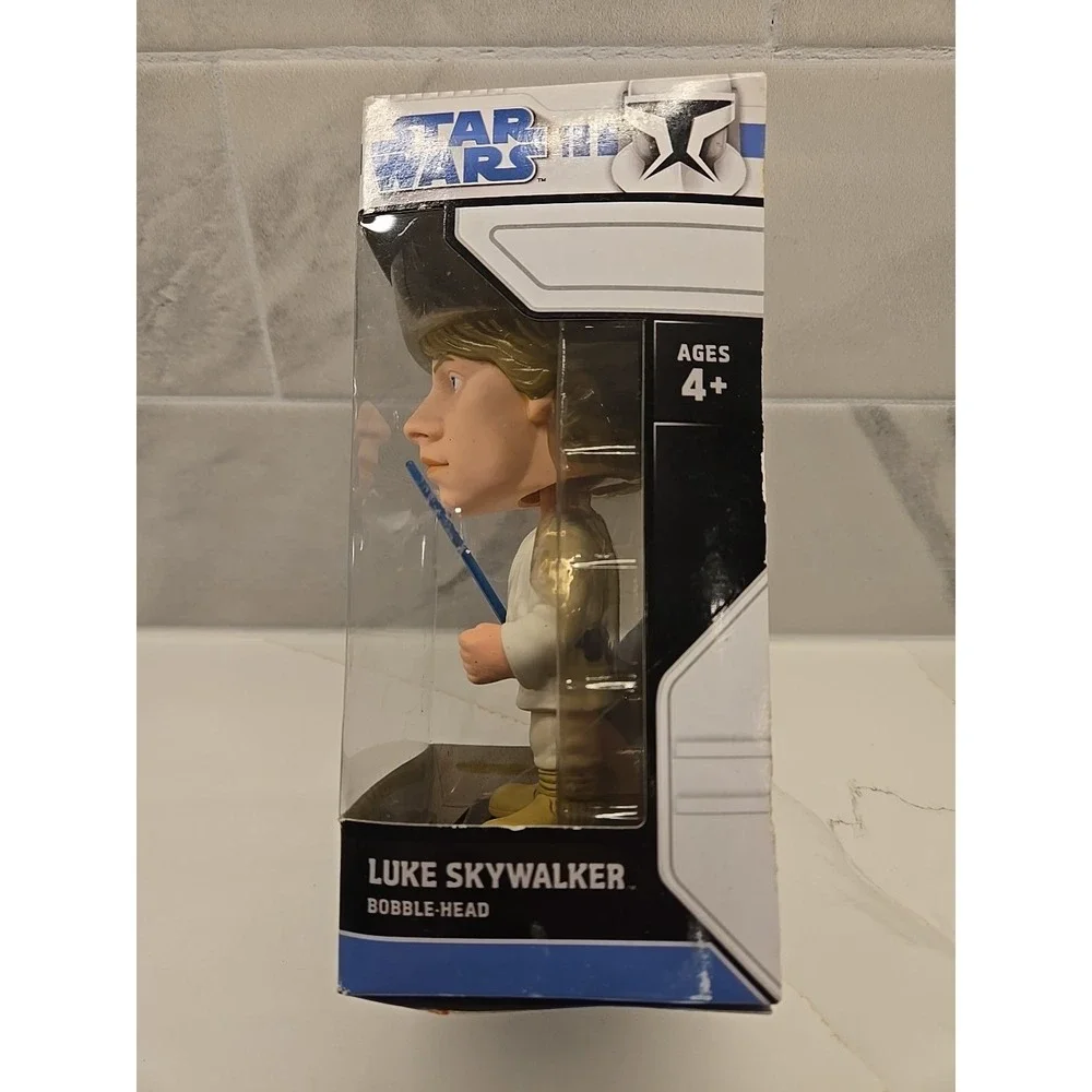 Star Wars Funko Luke Skywalker Bobble Head Wacky Wobbler 2008